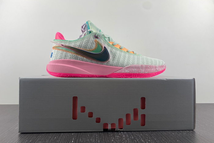 Nike LeBron 20 LBJ20 DJ5422-300