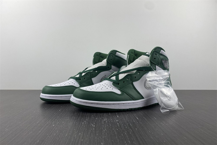 Air Jordan 1 High OG “Gorge Green”  DZ5485-303