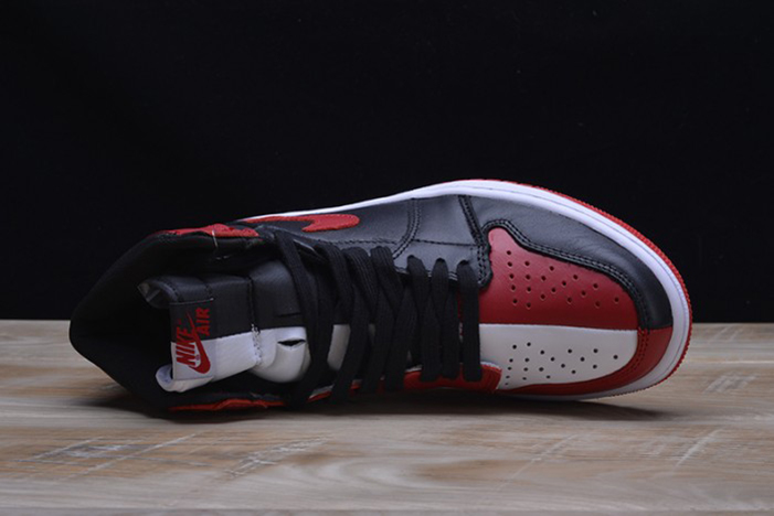 AIR JORDAN 1 RETRO "HOMAGE TO HOME" red 861428-061